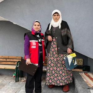 Şehit Yakınları ve Gazi Ailelerine Ziyaret Gerçekleştirildi - fotoğraf 5