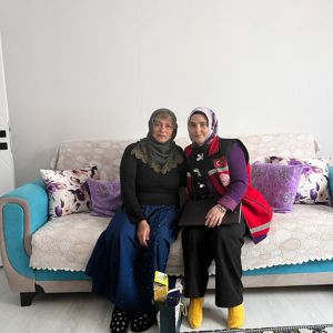 Şehit Yakınları ve Gazi Ailelerine Ziyaret Gerçekleştirildi - fotoğraf 4