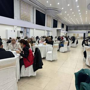 Öksüz ve Yetim Çocuklar İçin İftar Programı Gerçekleştirildi - fotoğraf 4