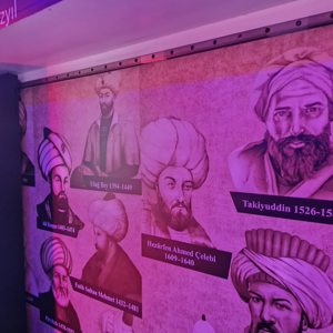 Çocuk Evleri Sitemizde Kalan Gençlerimiz Bilim Otobüsü ile Eğlenceli ve Verimli Bir Gün Geçirdi - fotoğraf 3