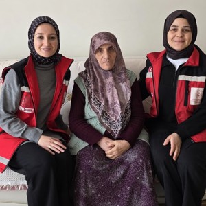 Kıymetli Şehit Ailelerimizi, Kahraman Gazilerimizi ve Ailelerini Ziyaret Ederek Ramazan Bayramı’nı Kutladık - fotoğraf 8