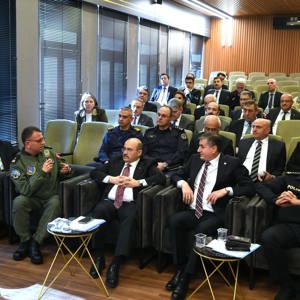 Valimiz Sayın İsmail USTAOĞLU Başkanlığında 'Ailenin Korunması ve Güçlendirilmesi Eylem Planı' İl Koordinasyon Kurulu Toplantısı Gerçekleştirildi - fotoğraf 4