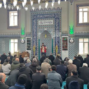 Aile ve Nüfus 10 Yılı Kapsamında Camilerimizde Rehberlik ve Eğitim Faaliyetleri Gerçekleştirildi - fotoğraf 1