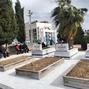 Fatsa’da Şehit Yakınları ve Gazilerimize Ziyaret, Garnizon Şehitliğinde Anma Programı - fotoğraf 1