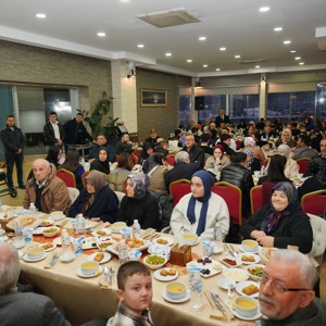 Fatsa’da Şehit Yakınları ve Gaziler İçin “Büyük Aile Sofrası” İftarı Düzenlendi - fotoğraf 5