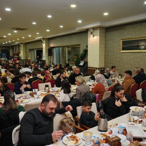Fatsa’da Şehit Yakınları ve Gaziler İçin “Büyük Aile Sofrası” İftarı Düzenlendi - fotoğraf 6