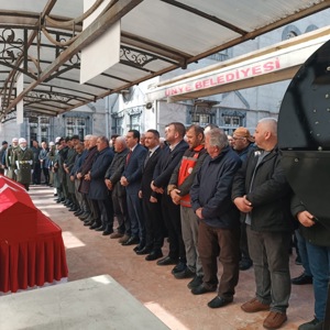 Kıbrıs Gazimiz Hüseyin ÖNBAŞ Askeri Törenle Son Yolculuğuna Uğurlandı - fotoğraf 1
