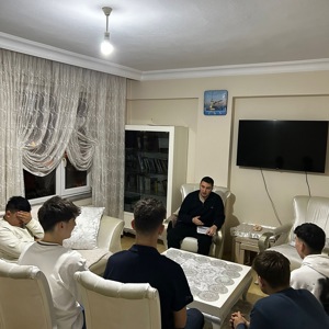 Hayata Hazırlama Çalışmaları Kapsamında Gençlere Yönelik Eğitim Programı Gerçekleştirildi - fotoğraf 2
