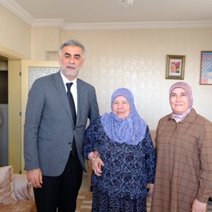 Şehidimizin Emaneti Ayşe Annemize Anlamlı Ziyaret - fotoğraf 1