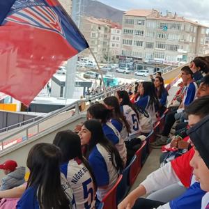 📌Çocuklar Maçta - fotoğraf 1