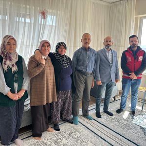 Vefa ve Minnetle: Şehit Av. Zekeriya Polat’ın Ailesine Anlamlı Ziyaret - fotoğraf 1