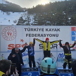 Erzurum ASH Spor Kulübü Sporcusunun Türkiye ikinciliği Başarısı - fotoğraf 1
