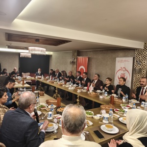 18 Mart Çanakkale Zaferi ve Şehitleri Anma Günü Kapsamında Şehit Aileleriyle İftar Programı - fotoğraf 1