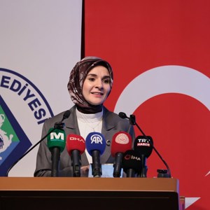 Bakanımız Göktaş, "Kökler ve Kanatlar Aile Paneli"nde konuştu - fotoğraf 1