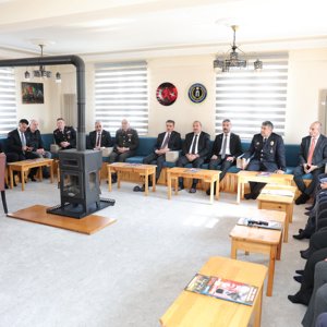 Şehit Aileleri Ve Gazilere Yönelik Dernek Ziyaretleri - fotoğraf 2
