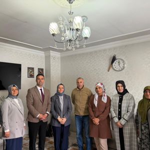 Koruyucu Ailelerimize Anlamlı ve Gönül Dolu Ziyaret - fotoğraf 1