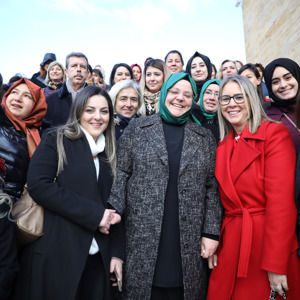Bakan Selçuk: “Kadınlarımız, Kurtuluş Savaşı’nda 15 Temmuz’da Milli İradeye ve İstikbalimize Nasıl Sahip Çıktılarsa, Bizler de Aynı Cesaretle Geleceğe Yürüyeceğiz” - fotoğraf 5