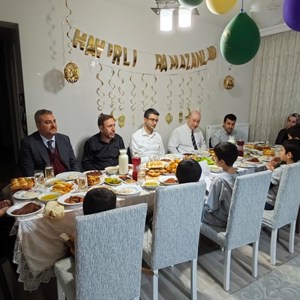 Aile ve Sosyal Hizmetler Bakanlığı Ramazan ayında yaklaşık 610 bin haneyi ziyaret etti - fotoğraf 1