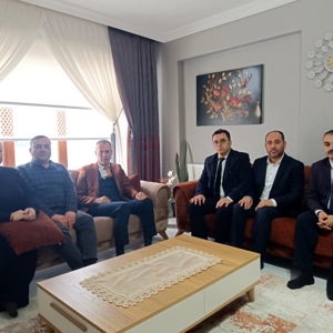 Şehit ve Gazi Ailelerine Anlamlı Ziyaret - fotoğraf 2