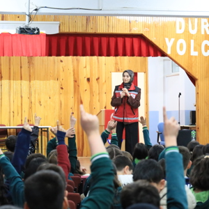 Aile ve Sosyal Hizmetler İl Müdürlüğümüzce Çocuk Haklarına Yönelik Olarak,  Farkındalığın Artırılması Amacıyla Okullarda Eğitim Faaliyetlerimize Devam Ediyoruz. - fotoğraf 3
