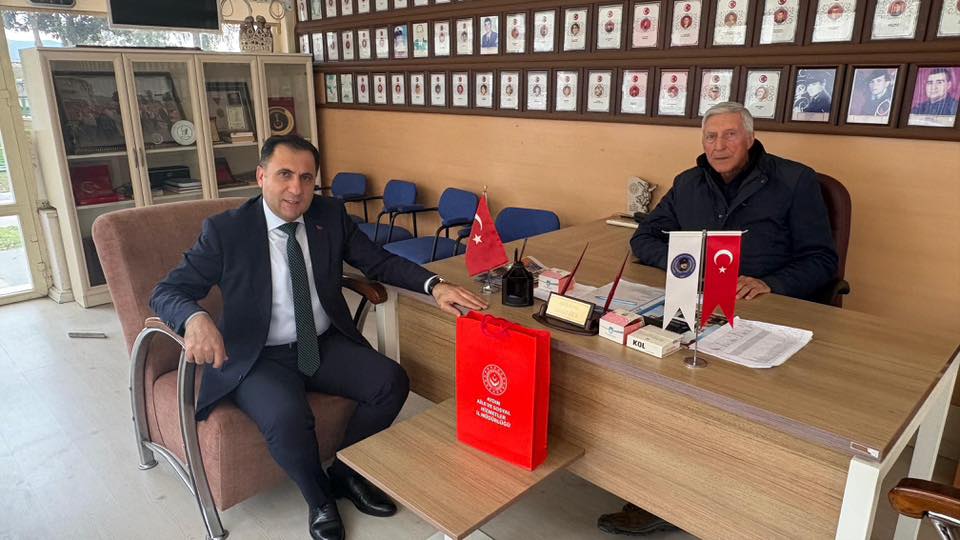 İl Müdürümüz İlkay Türkoğlu, Aydın Şehit Aileleri ve Gaziler Dayanışma Derneği Başkanı Sn. İsmail Ece’yi ziyareti