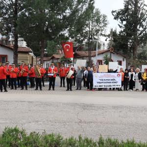 Yaşlılara Saygı Haftası’nda Büyüklerimize Anlamlı ve Coşkulu Kutlama - fotoğraf 7