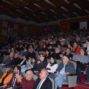Büyüklerimizin Sahnelediği Coşku Dolu Etkinlik - fotoğraf 6