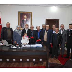 Edirne İlçelerimizde İkamet Eden Kıbrıs Gazilerimize “Milli Mücadele Madalyaları” Verilmeye Devam Ediyor - fotoğraf 15