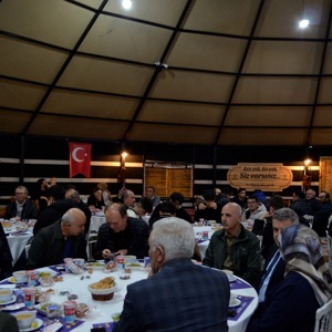 Nesiller İftarda Bir Araya Geldi - fotoğraf 7
