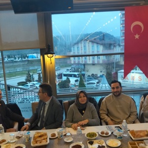 Şehit Ailelerimiz ve Gazilerimizle İftar Sofrasında Buluştuk - fotoğraf 8