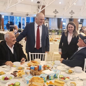 Şehitlerimizin Aziz Hatırası İftarda Yâd Edildi - fotoğraf 3
