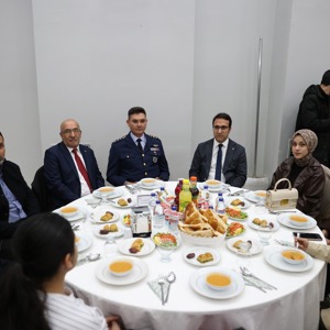 Milli Savunma Bakanı Yaşar Güler Muş’ta Şehit Aileleri ve Gazilerle İftar Programında Buluştu - fotoğraf 5