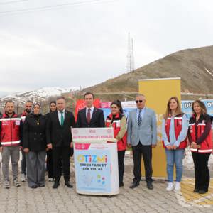 Gökyüzü Otizm İçin Renklendi: Bitlis'te Anlamlı Uçurtma Şenliği - fotoğraf 9