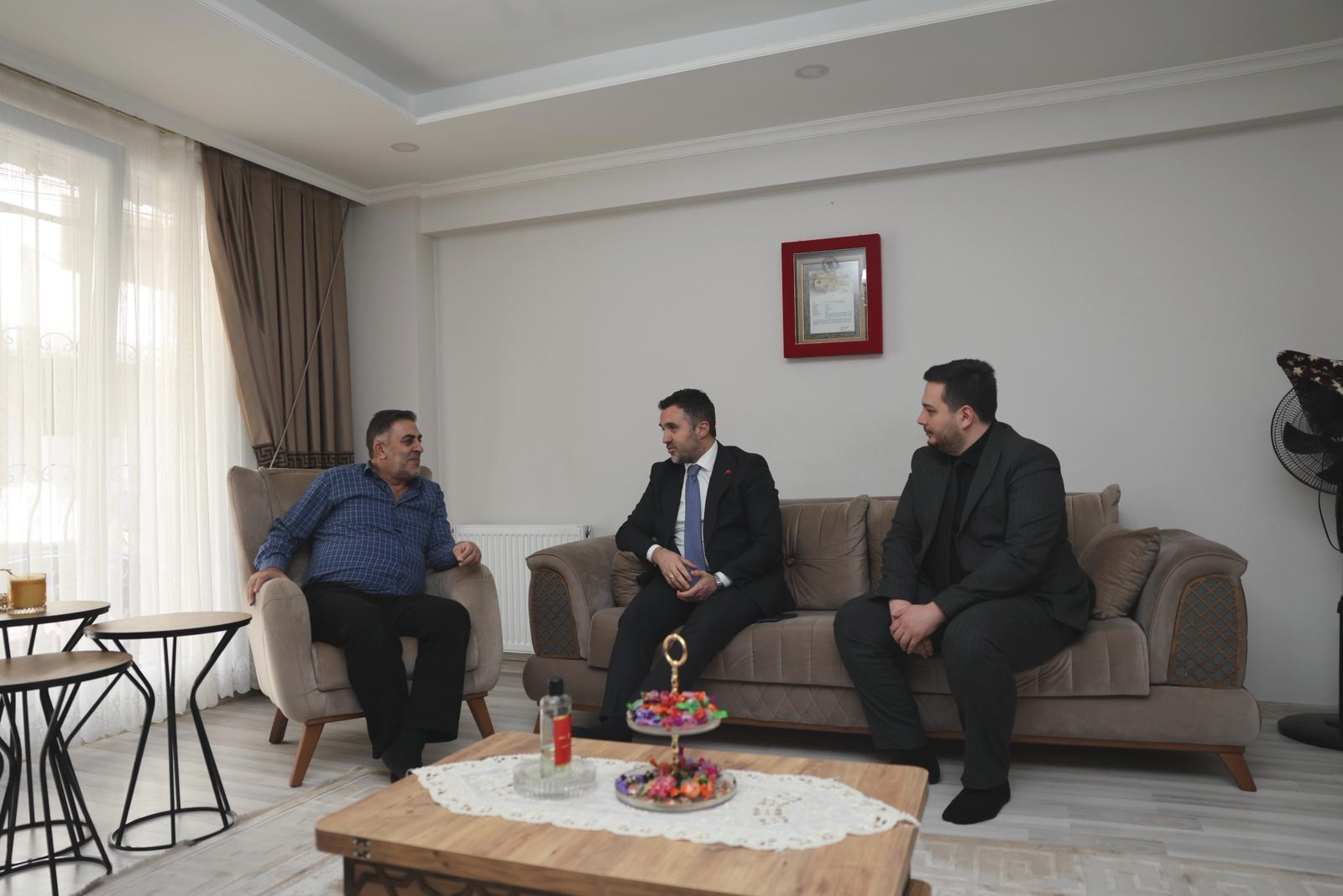 İl Müdürümüz, Şehit Enes Koç’un Ailesini Ziyaret Etti