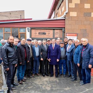 Valimiz Sayın Ahmet Karakaya, Adilcevaz ilçemizde gerçekleştirdiği ziyaretler kapsamında esnaf ve vatandaşlarımızla bir araya geldi - fotoğraf 2