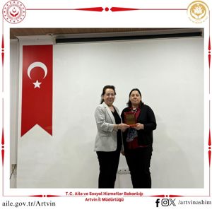Çocuk Bakımında Akademik Yaklaşımlar Konulu Eğitim - fotoğraf 4