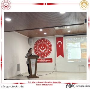 Çocuk Bakımında Akademik Yaklaşımlar Konulu Eğitim - fotoğraf 7