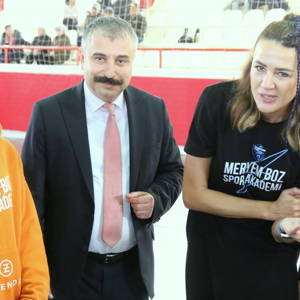 Müdürlüğümüz Hizmetlerinden Yararlanan Çocuklar İçin "Voleybol Şenliği" Düzenlendi - fotoğraf 22