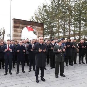 18 Mart Çanakkale Zaferi ve Şehitleri Anma Günü’nün 111. Yıl Dönümü Muş’ta Anıldı - fotoğraf 1