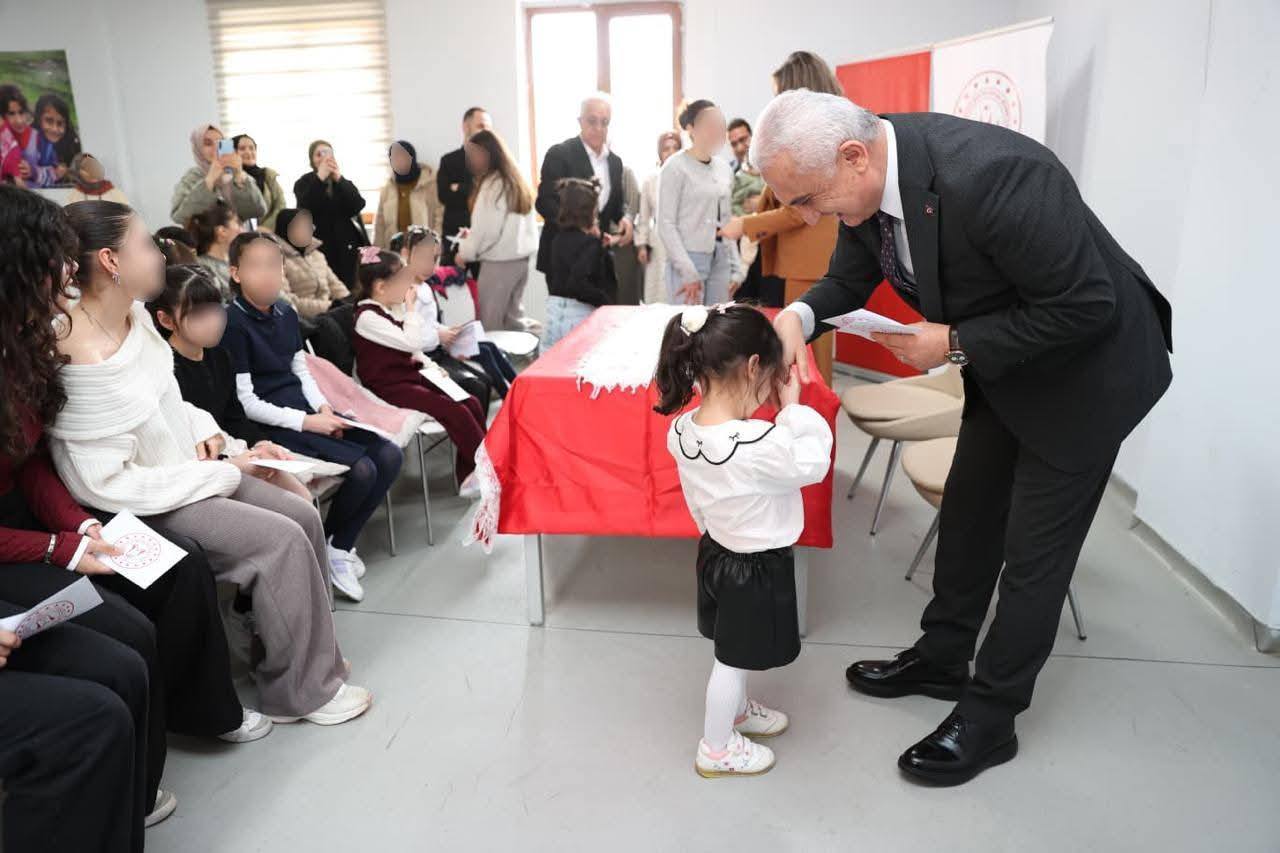 Sayın Valimiz, Çocuklarımızla Bayramlaştı