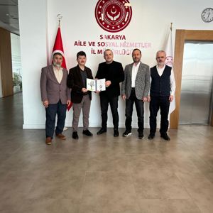 Yetim Vakfı’ndan İl Müdürümüze Anlamlı Ziyaret - fotoğraf 1