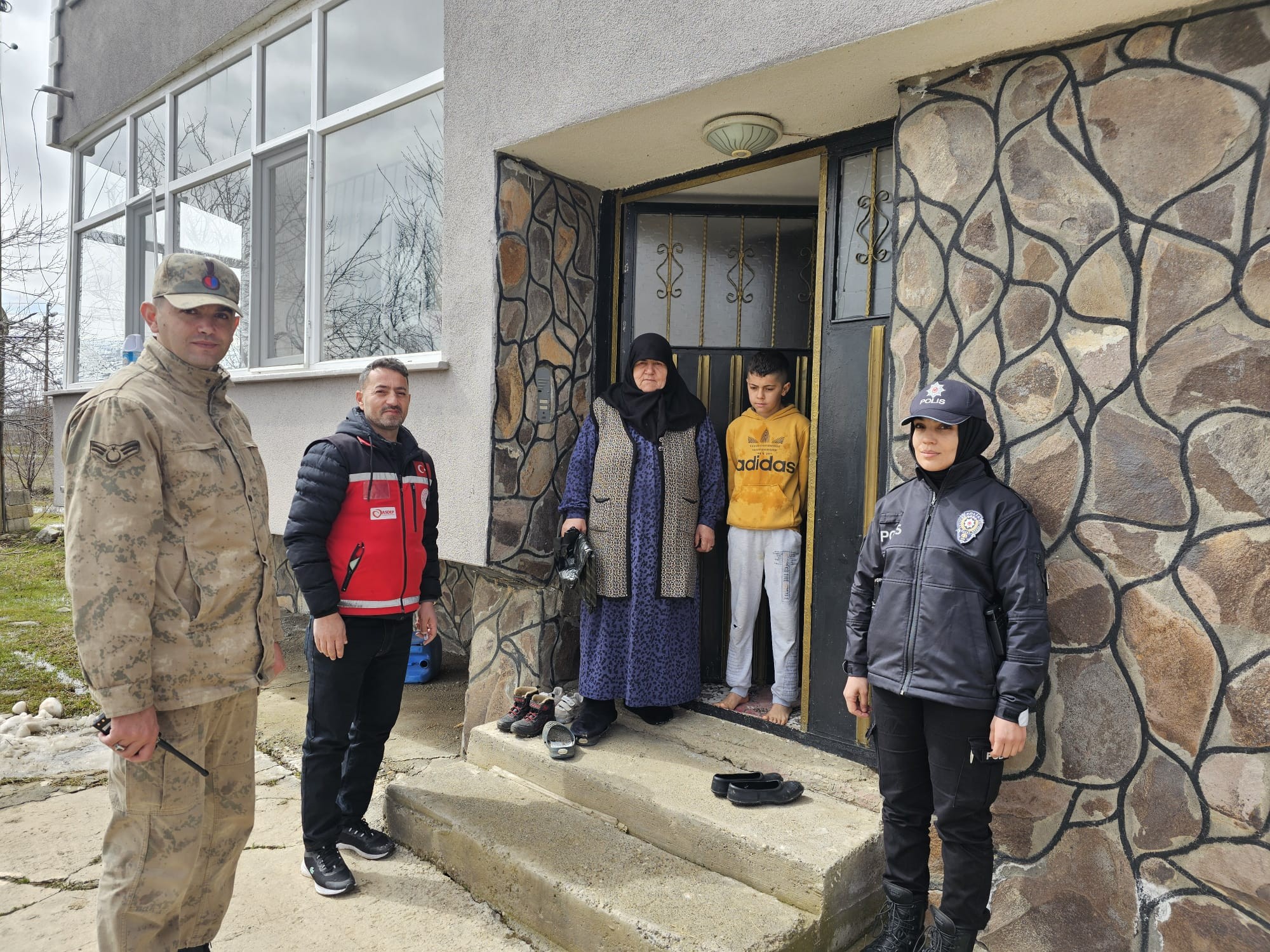 Şehit Yakınları ve Gazi Ailelerine Bayram Ziyareti