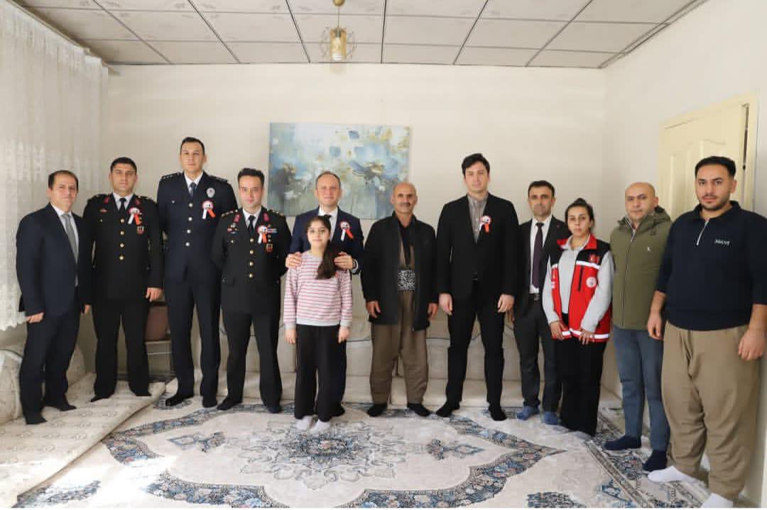 Şemdinli’de 18 Mart’ta Şehit ve Gazi Ailelerine Anlamlı Ziyaret