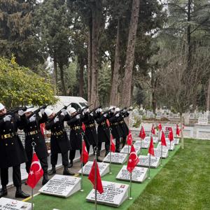18 Mart Şehitler Günü ve Çanakkale Deniz Zaferi Kapsamında Şehitlik Ziyareti Gerçekleştirildi - fotoğraf 4