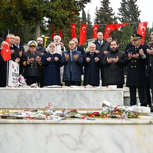 18 Mart Şehitler Günü ve Çanakkale Deniz Zaferi Kapsamında Şehitlik Ziyareti Gerçekleştirildi - fotoğraf 3