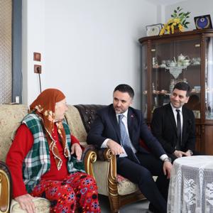 İl Müdürümüz Sn. Ömer Turan, Polis Haftası Kapsamında, Özel Harekât Polisi Şehit Zeki Çulha’nın Değerli Ailesini Ziyaret Etti - fotoğraf 1
