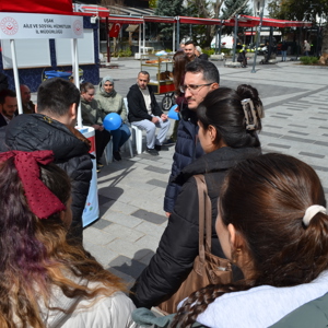 İl Müdürlüğümüzce 2 Nisan Otizm Farkındalık Günü’nde Bilgilendirme Standı Açıldı - fotoğraf 6
