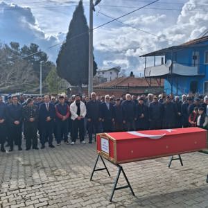 Kıbrıs Gazimiz Son Yolculuğuna Uğurlandı - fotoğraf 4