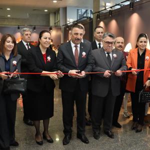18 Mart Şehitleri Anma Günü ve Çanakkale Zaferi etkinlikleri kapsamında Zonguldak Bülent Ecevit Üniversitesinde düzenlenen programa katılım sağlanmıştır. - fotoğraf 2