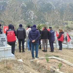 Andırın’da Deprem Şehitlerimizin Emanetlerine Vefa Ziyaretleri - fotoğraf 2
